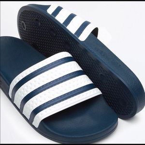 Adidas classic slides
